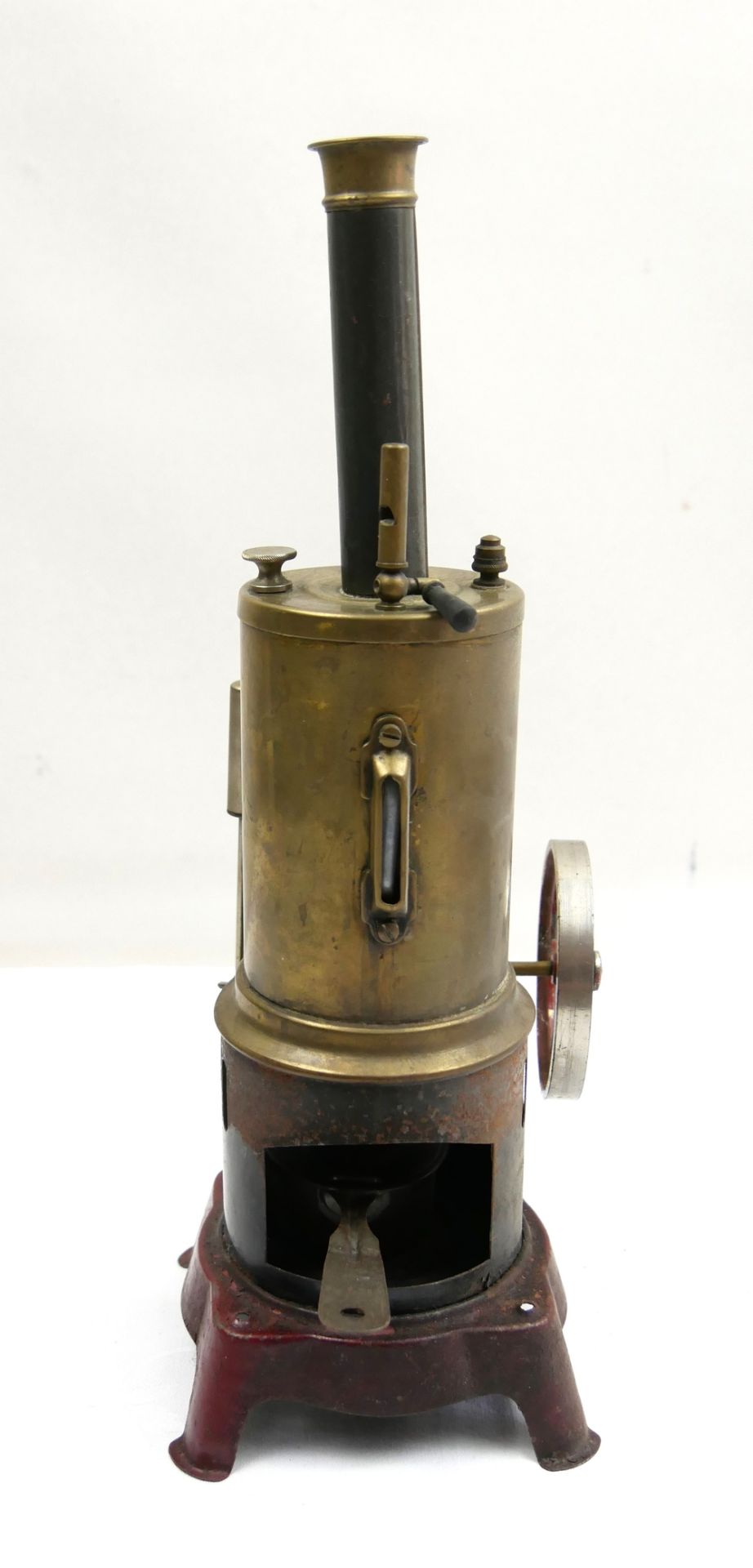 antike Dampfmaschine mit stehendem Kessel, wohl Bing? Höhe ca. 33 cm