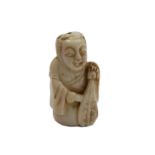 kleine geschnitzte Figur - Netsuke, aus Japan. "Reisender Musiker", von Kopf bis Fuß durchgängiges