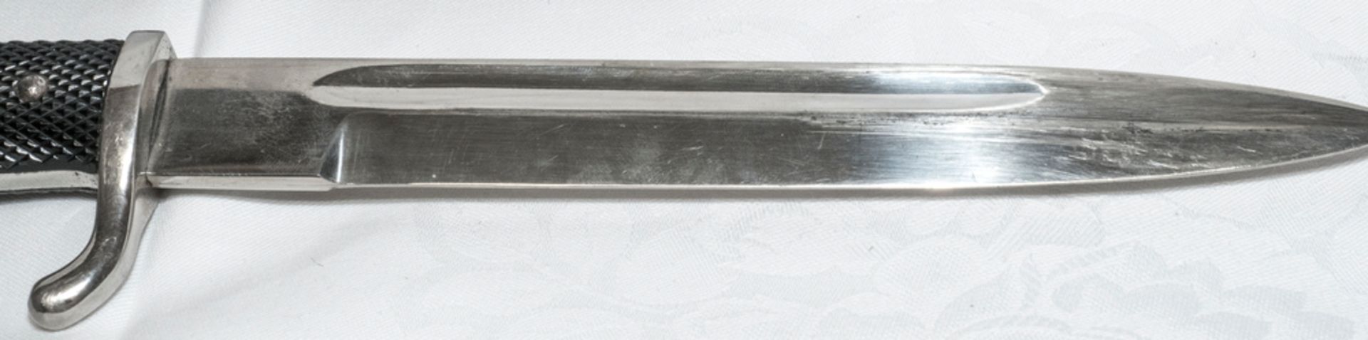 Puma Ausgehbajonett K98, Klingenlänge: ca. 20 cm. Metallscheide. Gesamtlänge: ca. 35 cm. - Bild 4 aus 4