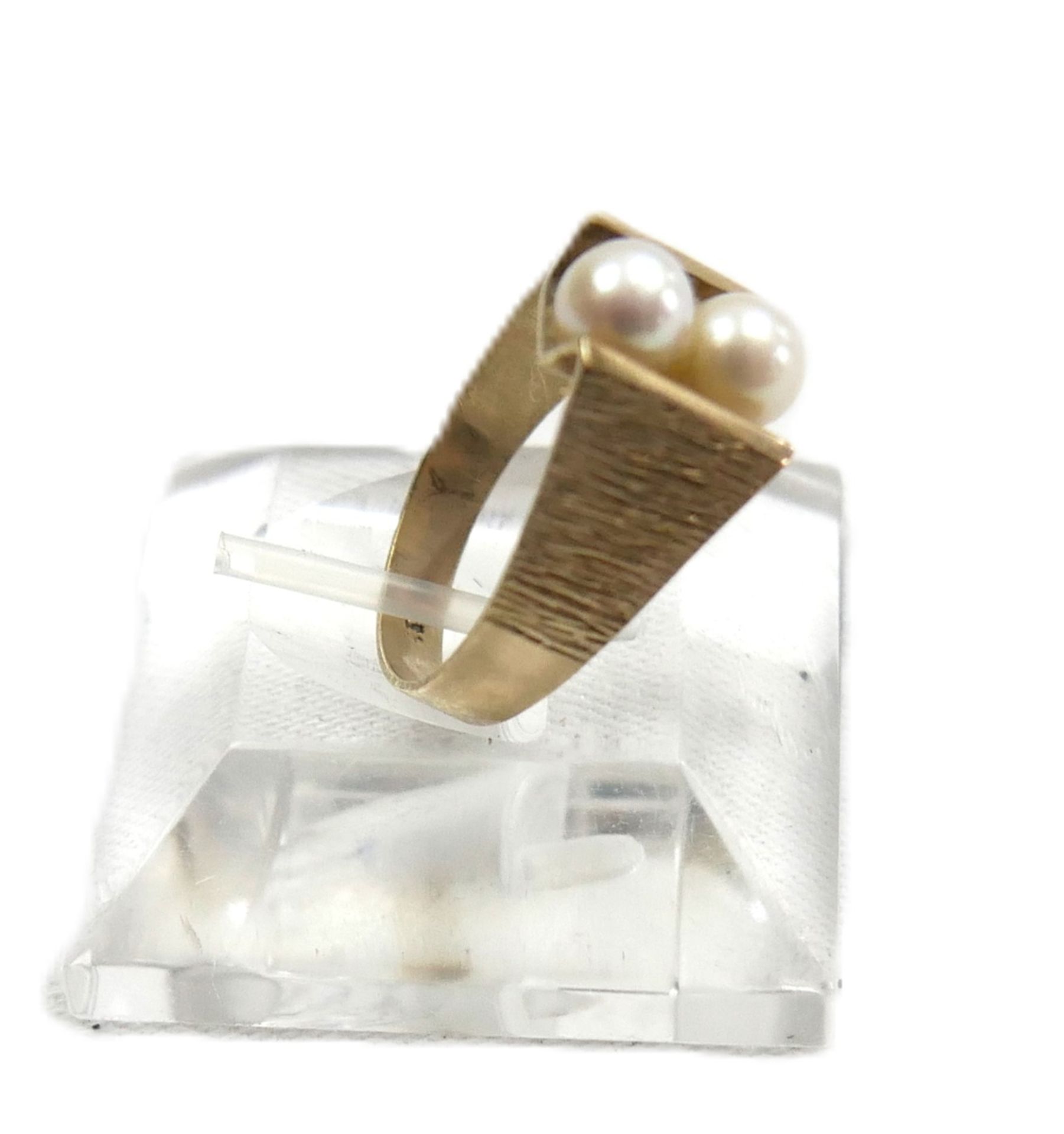 Damenring, 333er Gelbgold, besetzt mit 2 Perle. Ringgröße 54 - Bild 2 aus 2