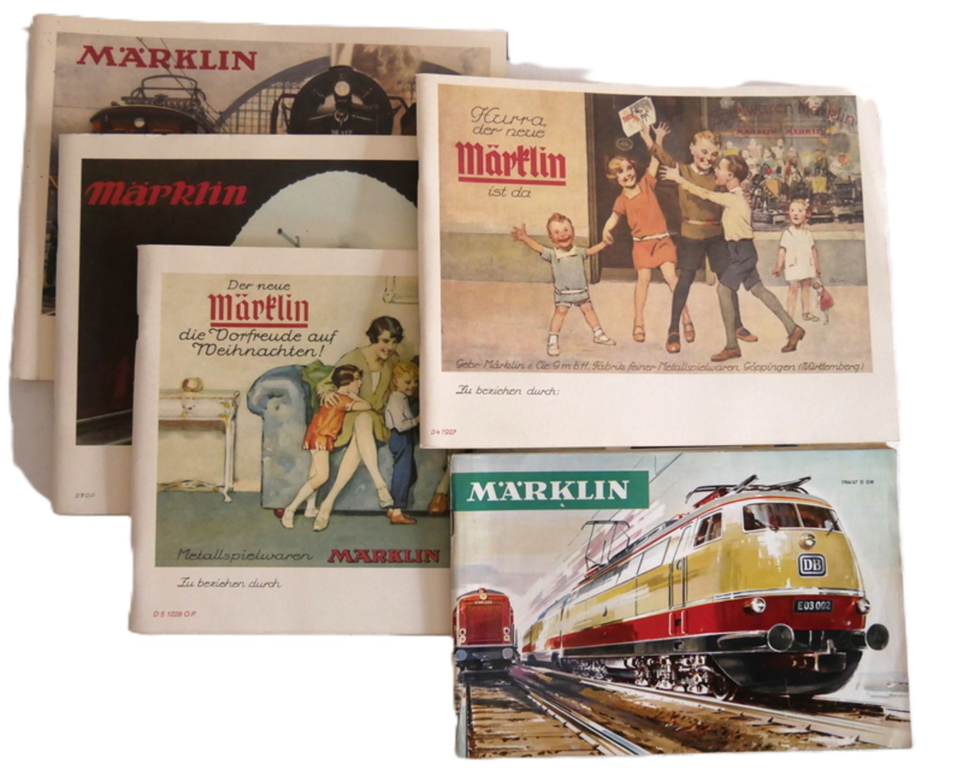 Märklin Original Katalog 1966/67, 73 Seiten sowie 4 Replika Kataloge aus den 1920/1930er Jahren.