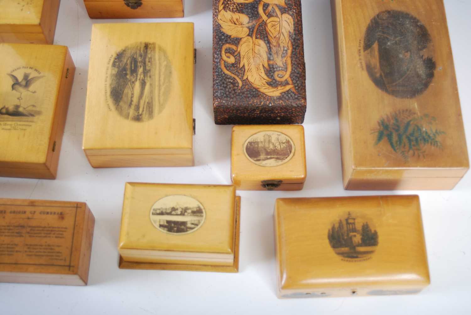 A collection of eighteen assorted Mauchline Ware boxes, to include 'Perth from the Edinburgh Road' - Image 5 of 10