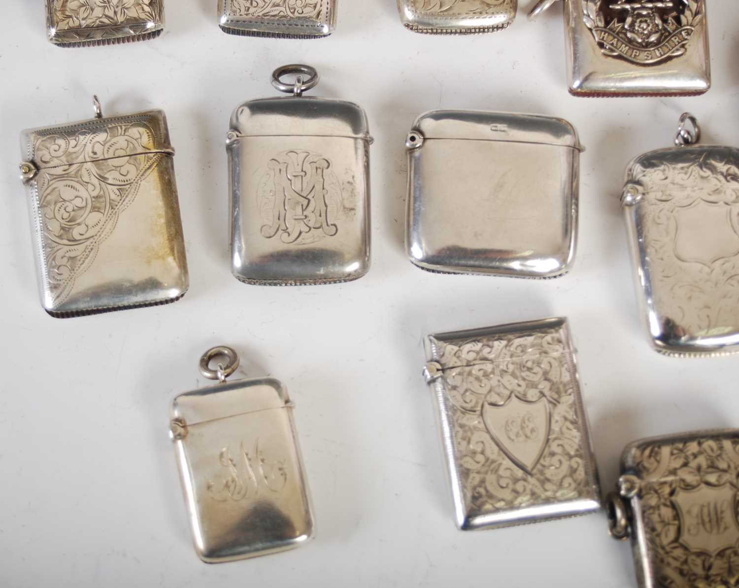 A collection of twenty-two assorted silver vesta holders, 19th century and later, various dates - Image 6 of 11