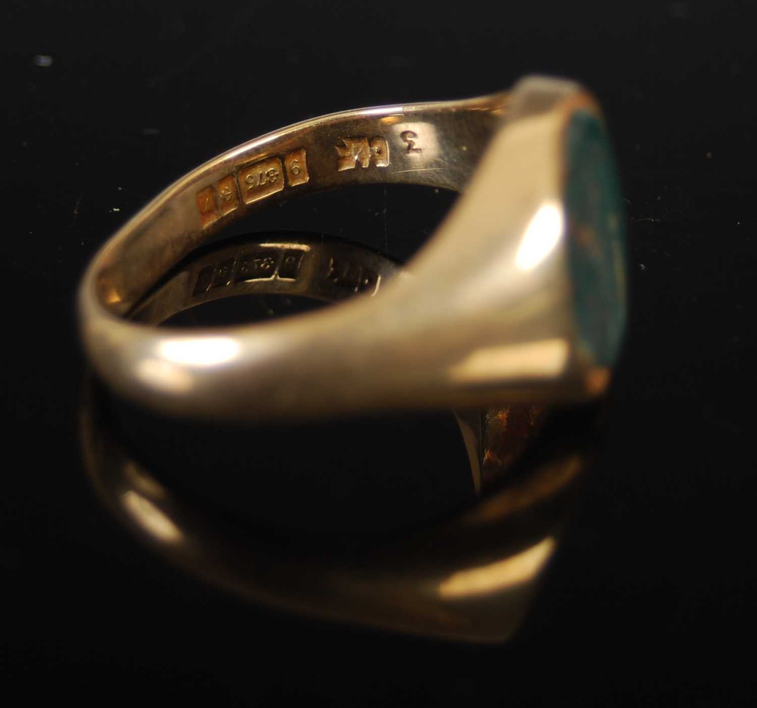 A 9ct gold and blood stone signet ring, gross weight 6.6 grams. - Image 3 of 4