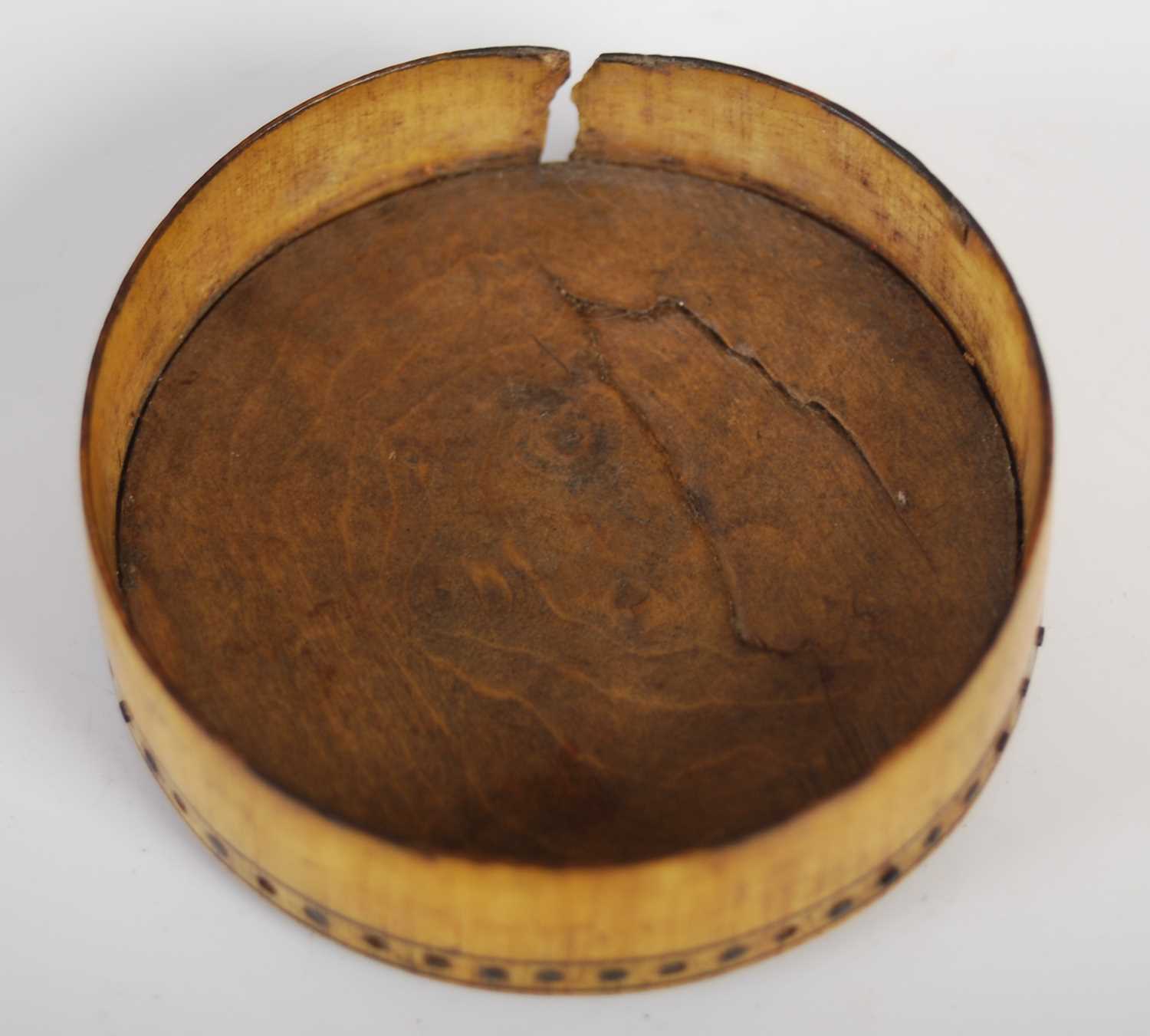 A rare bone and treen circular lid from a snuff box, the bone disc incised with inscription ‘IF ANEY - Image 2 of 2