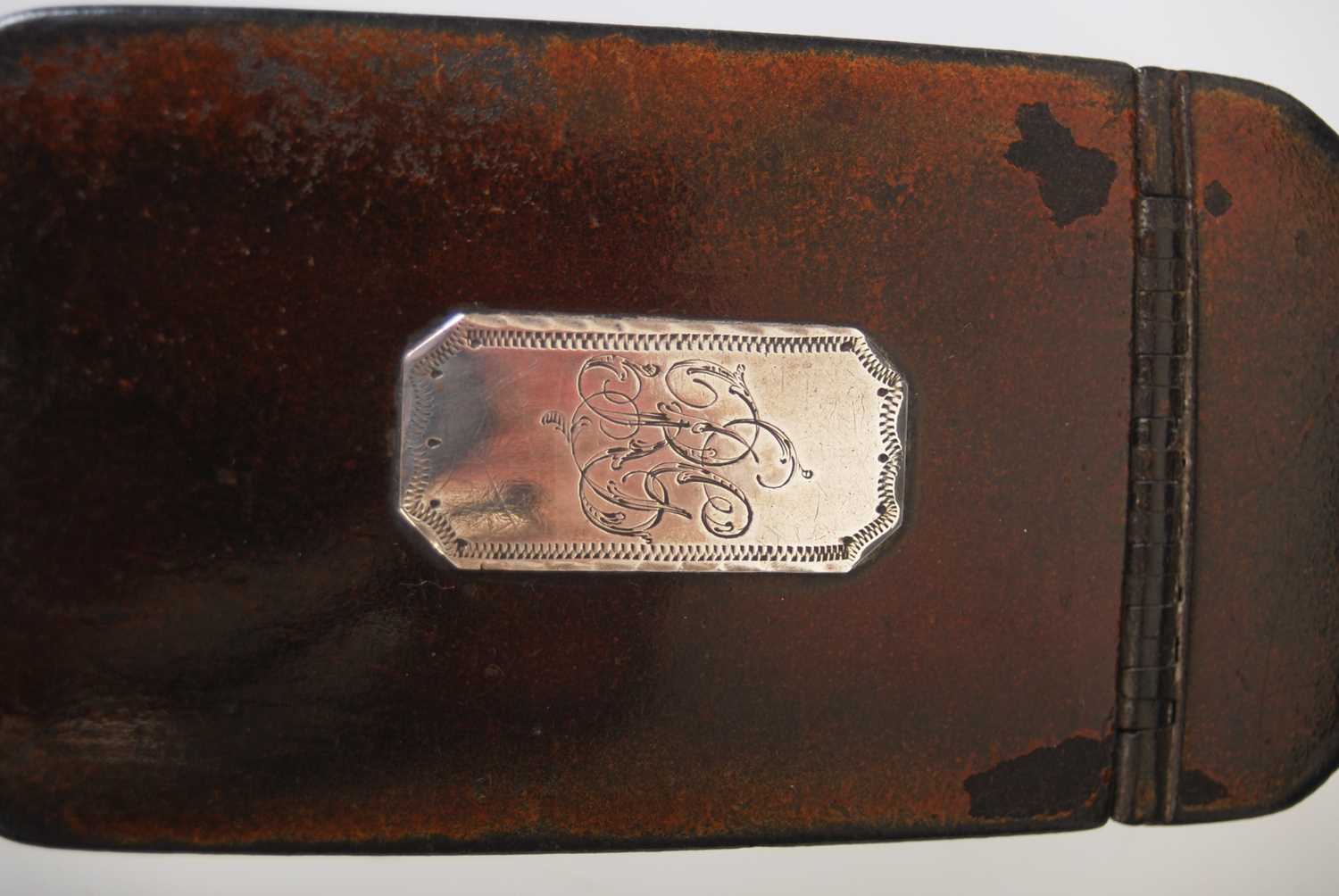 A Scottish leather cut-cornered oblong snuff box with integral leather hinge, silver plaque engraved - Image 3 of 5
