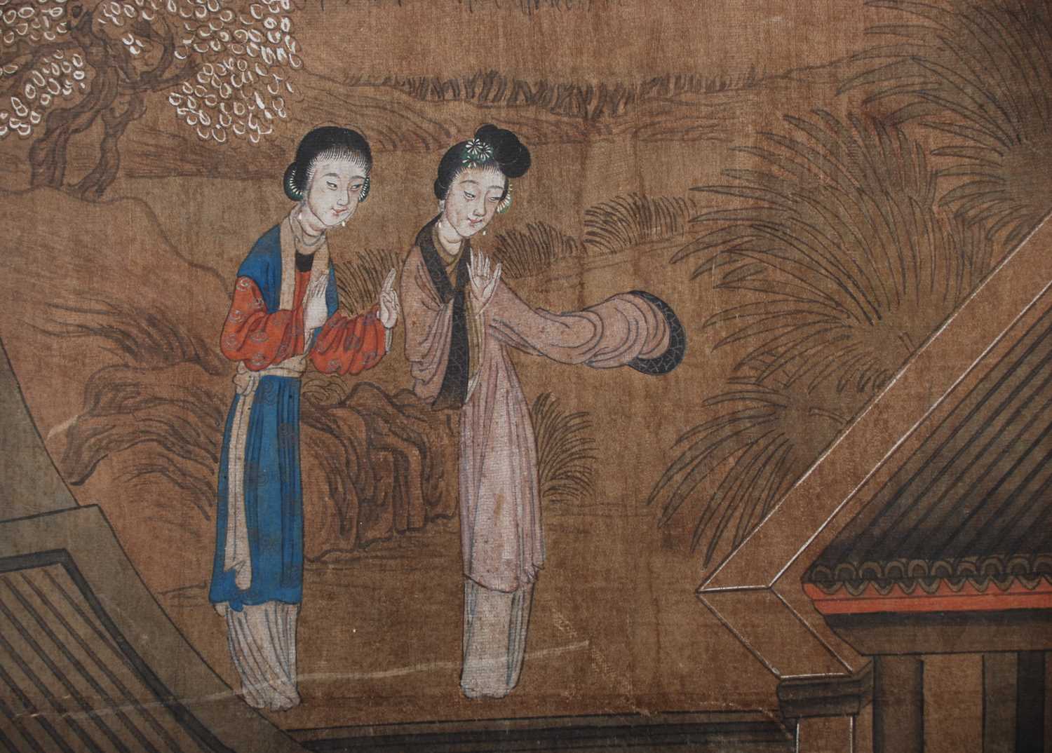 A Chinese painted silk picture, late 19th century, depicting ladies seated at a table playing the - Image 3 of 5