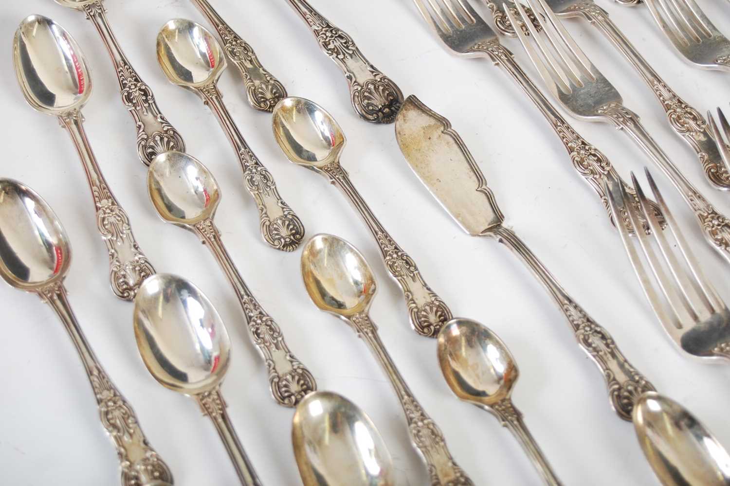 A Victorian and later twelve place setting of Kings pattern silver flatware, various makers and - Image 4 of 36