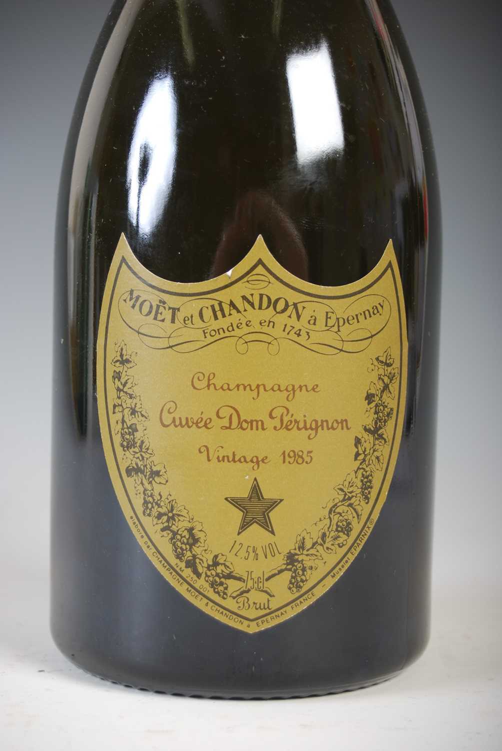 One bottle, Moet Chandon Dom Perignon, vintage 1985, 12.5% vol., 75cl. - Image 2 of 4