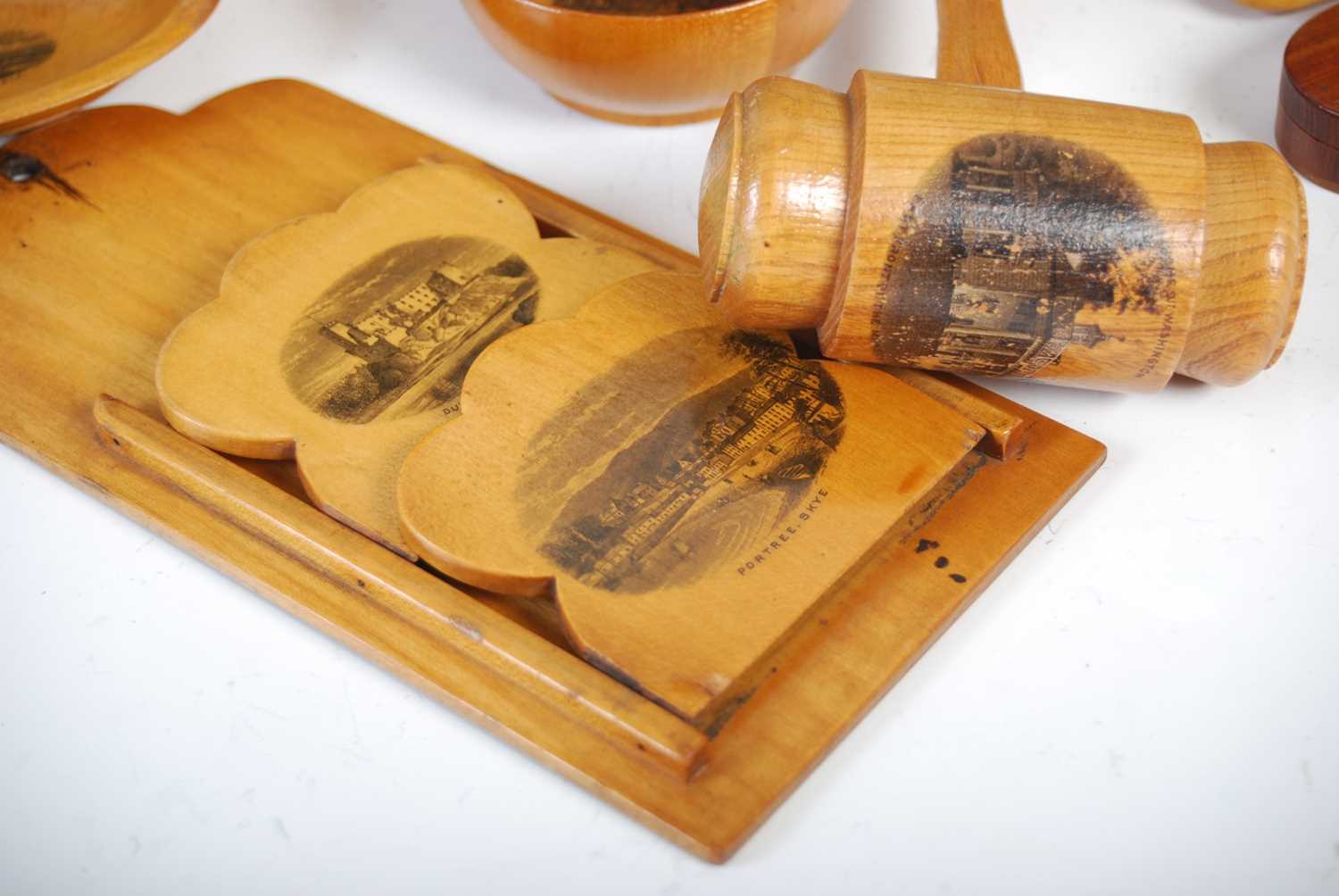 A collection of Mauchline Ware, to include a cigar case 'Edinburgh Castle from Princes street' 13cm; - Image 5 of 8