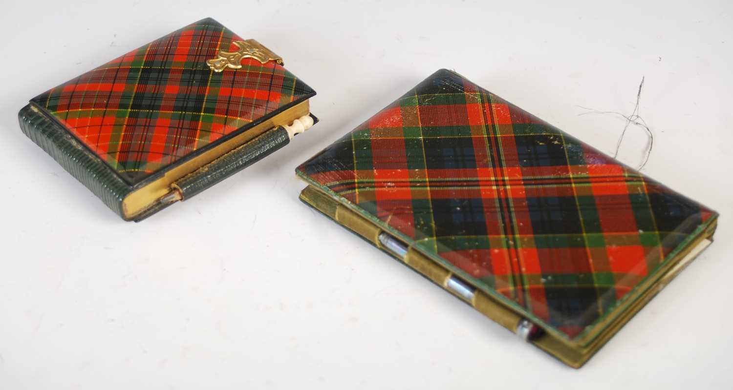 A collection of Tartan Ware, to include Prince Charlie page turner; MacDuff thimble holder and - Image 6 of 13