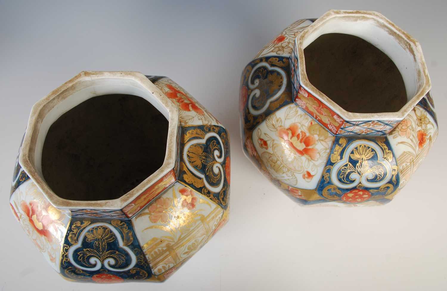 A pair of Japanese Imari porcelain octagonal shaped jars and covers, Meiji Period, decorated with - Image 6 of 10