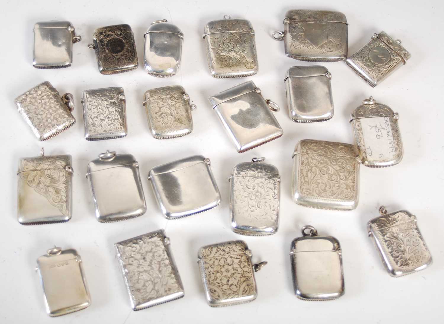 A collection of twenty-two assorted silver vesta holders, 19th century and later, various dates - Image 7 of 11