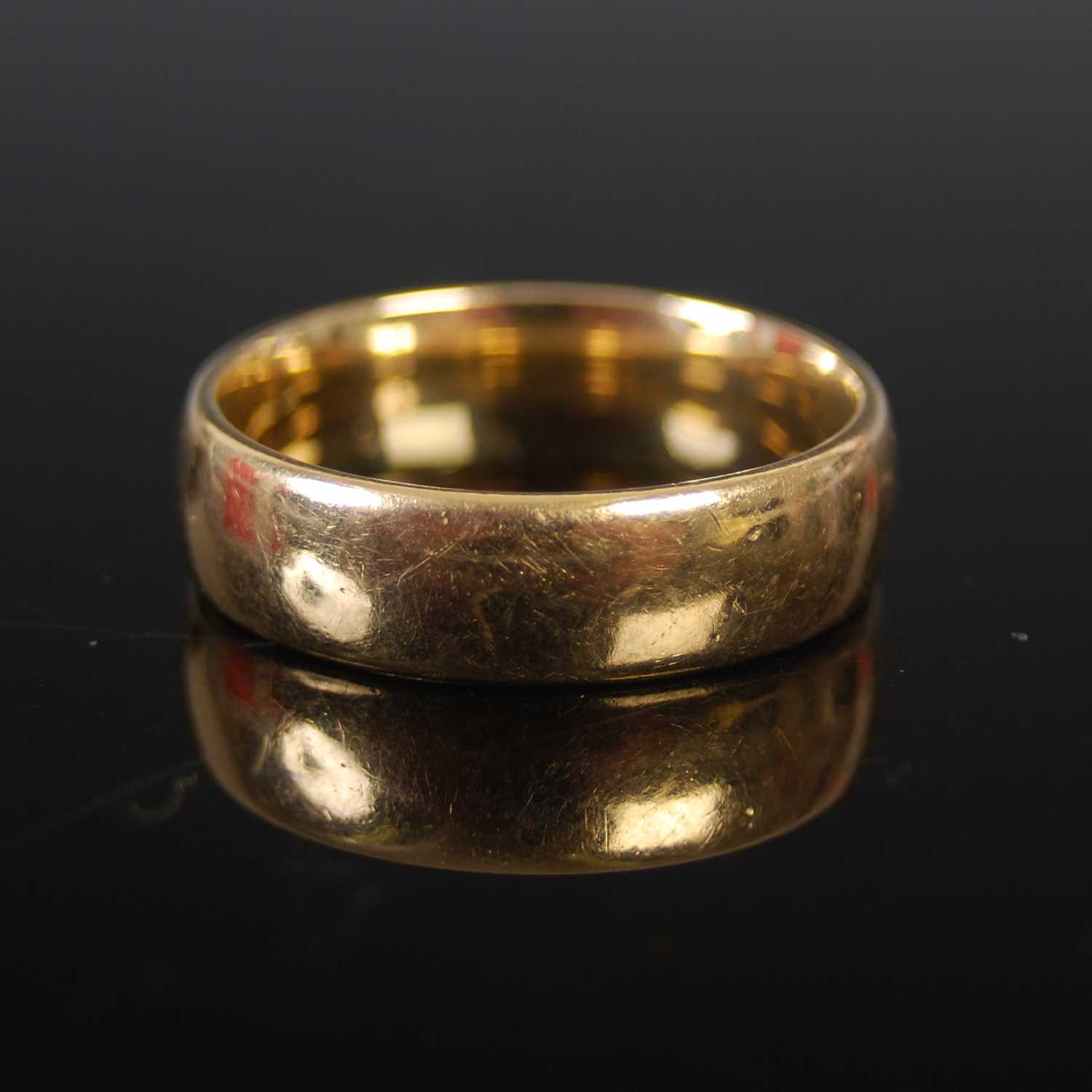 A 9ct gold wedding ring, ring size 'U', 6.4 grams. - Image 2 of 3