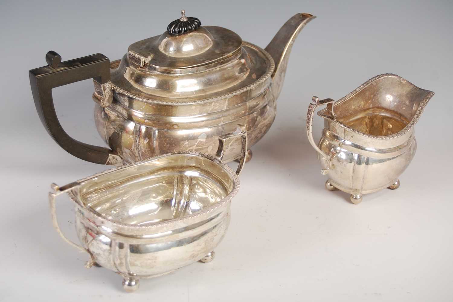 A George V silver three-piece tea set, London, 1926, makers mark of W&S, oval shaped with fluted - Image 2 of 10