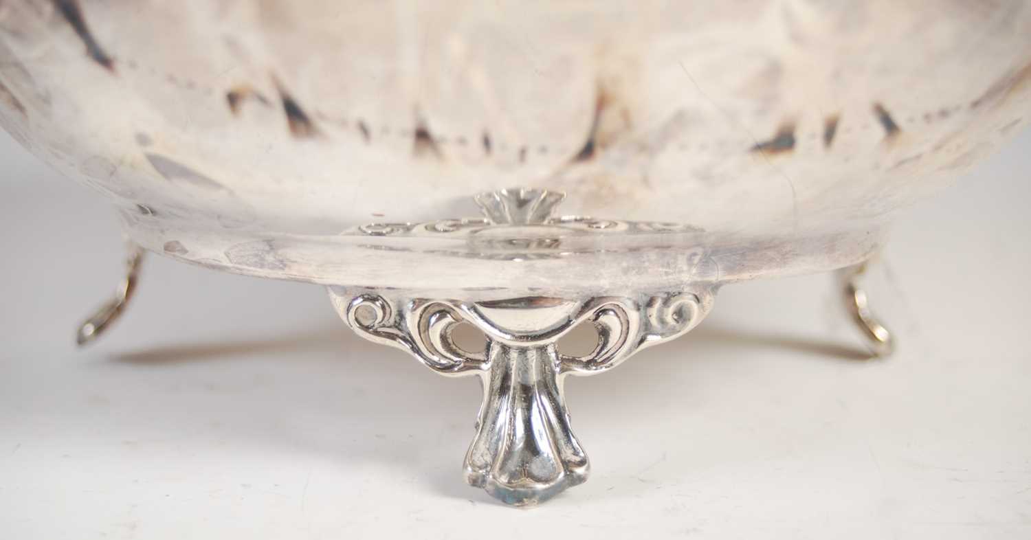 A George V silver twin-handled bowl, Sheffield, 1927, makers mark of H.A, oval-shaped with wavy rim, - Image 3 of 5