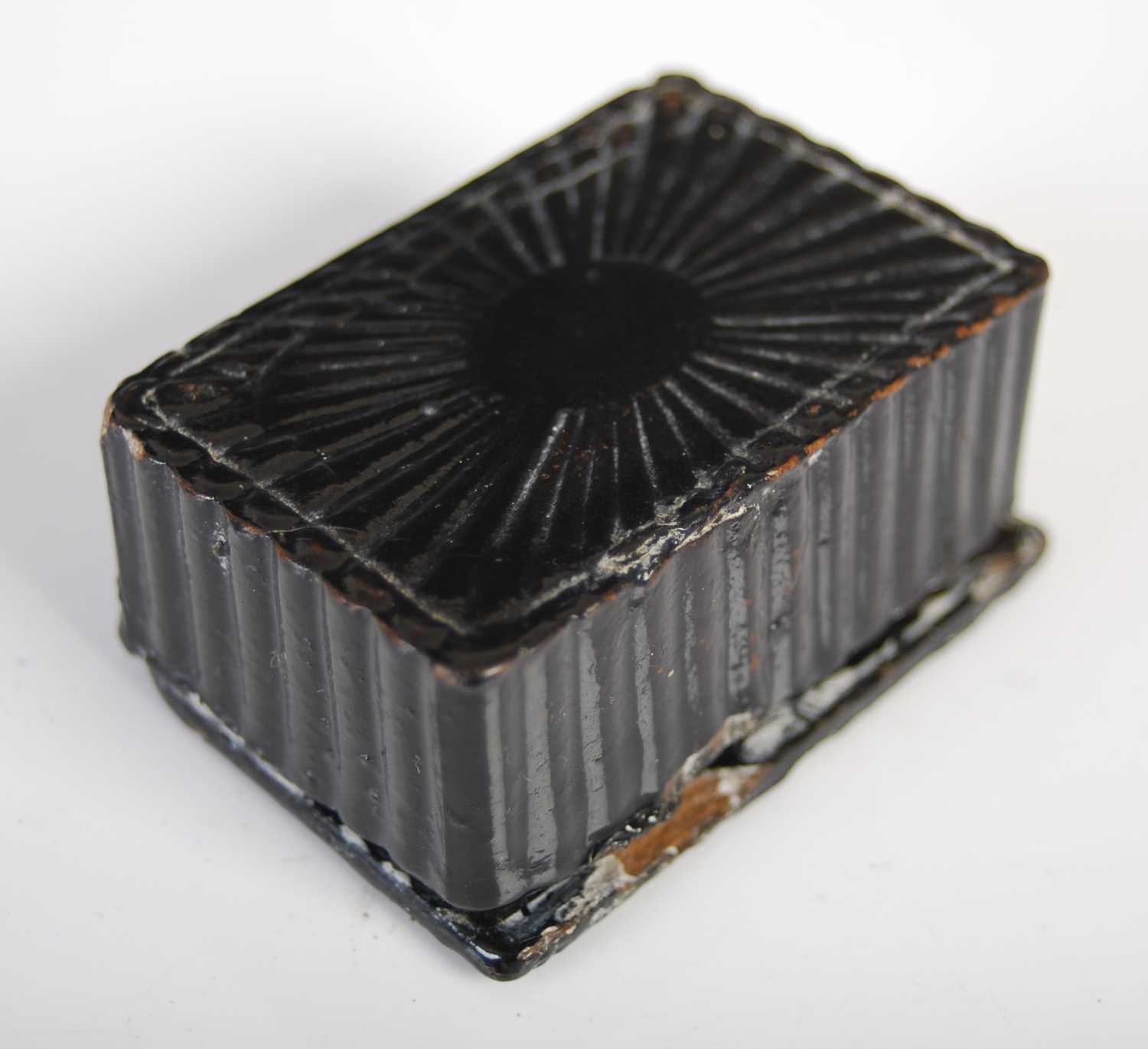 A black lacquer papier-mâché oblong Advertising snuff box with reeded sides and radiating base, - Image 2 of 3