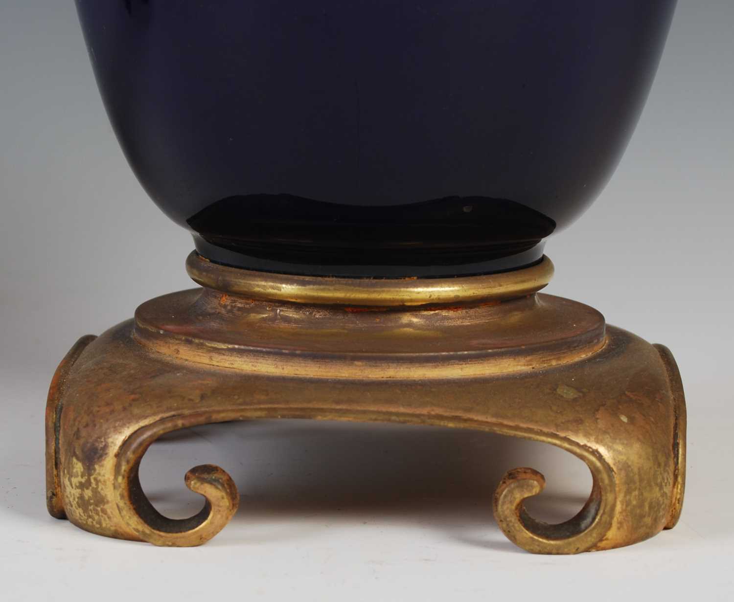 A pair of gilt metal mounted blue pottery table lamps, formally oil burning paraffin lamps, 39cm - Image 5 of 7
