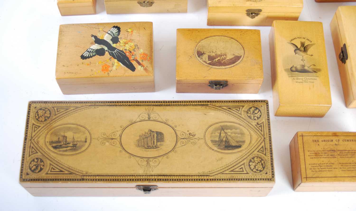 A collection of eighteen assorted Mauchline Ware boxes, to include 'Perth from the Edinburgh Road' - Image 4 of 10