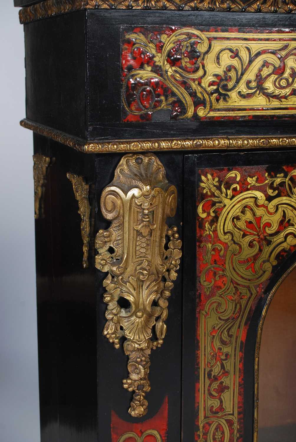 A pair of 19th century ebonised Boulle pier cabinets, the rectangular tops above plain frieze - Image 4 of 7