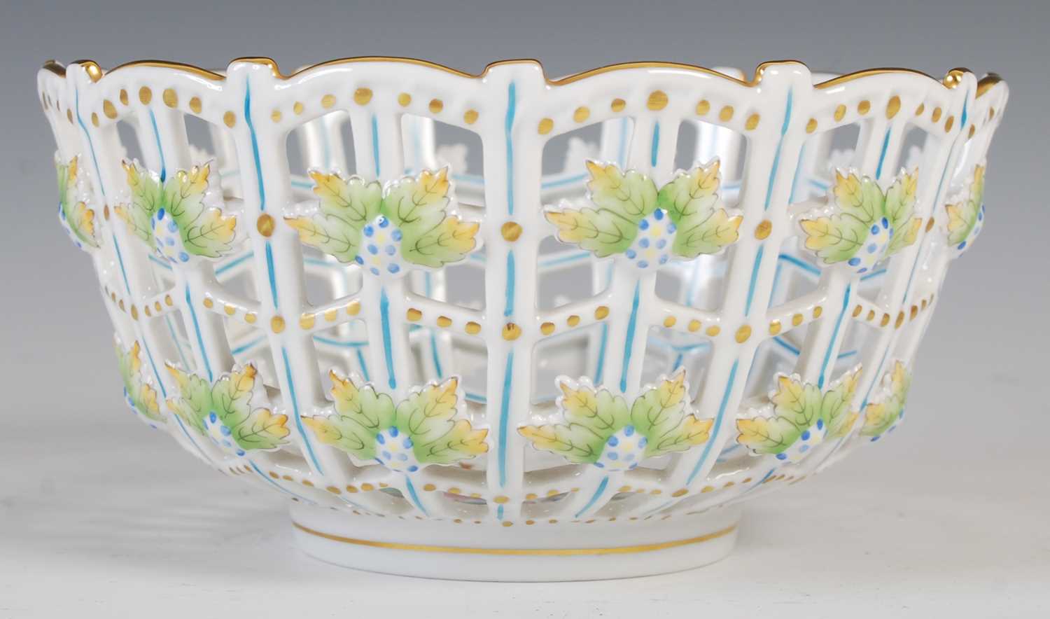 A Herend porcelain basket, 20th century, decorated with floral spray to the interior, the exterior - Image 2 of 5