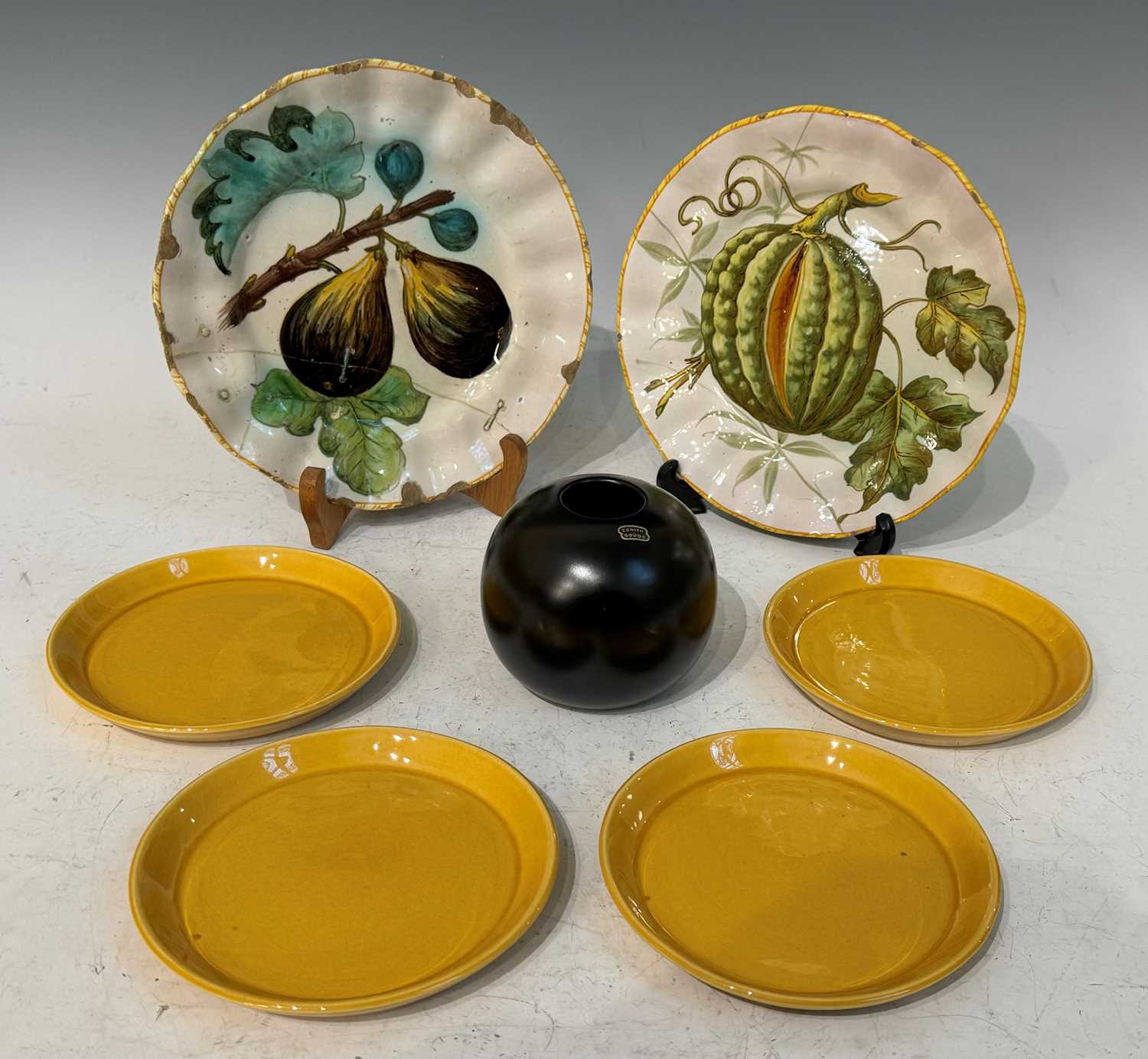 A collection of mixed ceramics to include to Cantagalli frilled rim side plates, the undersides with - Image 2 of 2