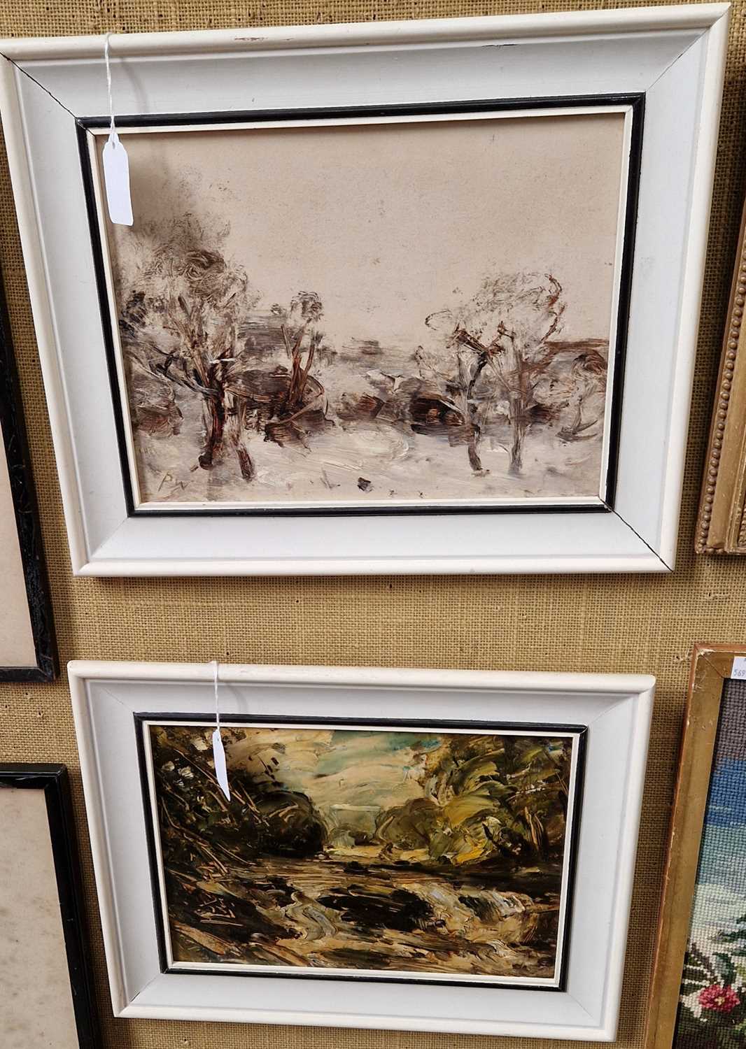 A collection of assorted unframed pictures, prints and engravings to include hunting scenes, - Bild 4 aus 4