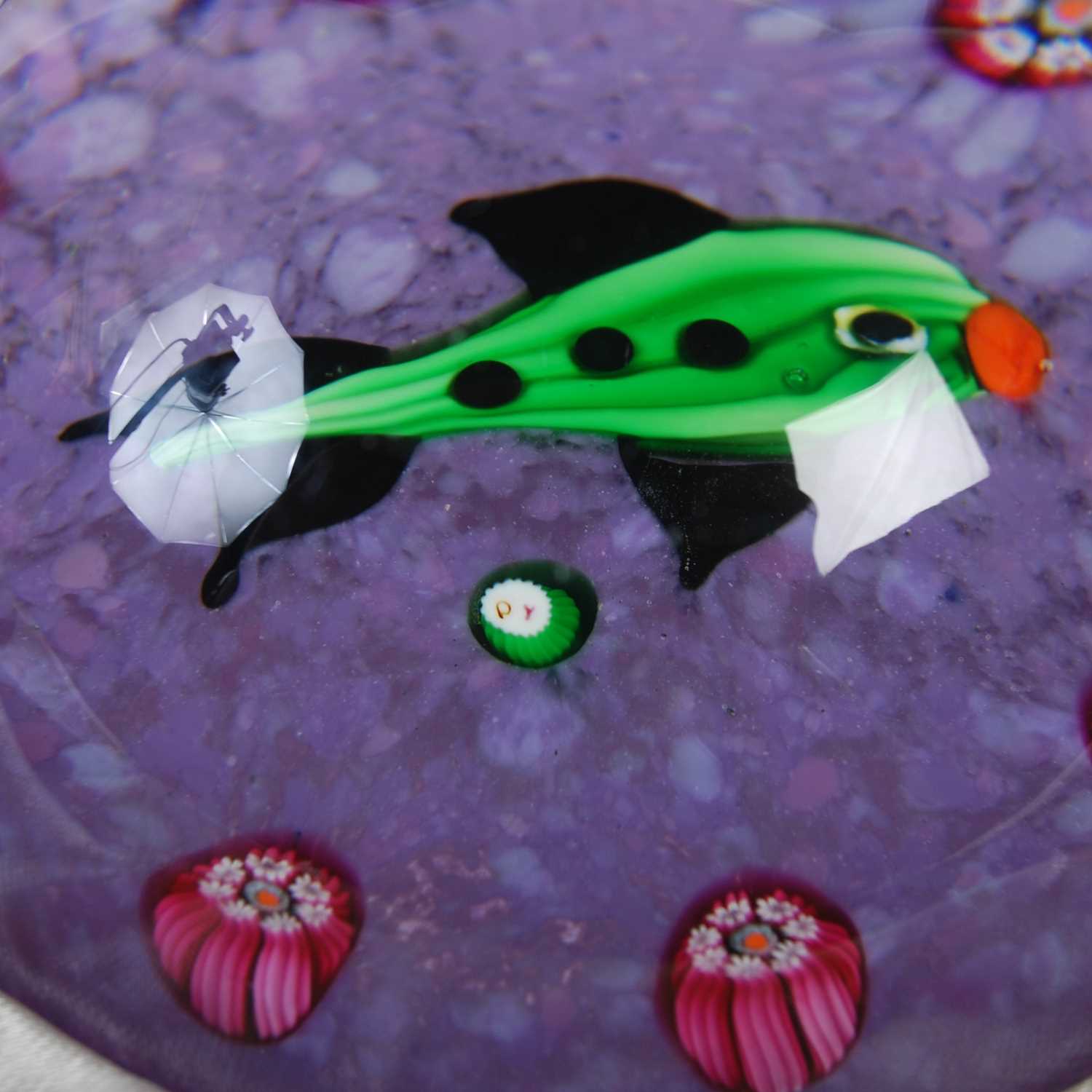 A vintage Paul Ysart style paperweight centred with a green fish on a purple ground with evenly - Image 3 of 3