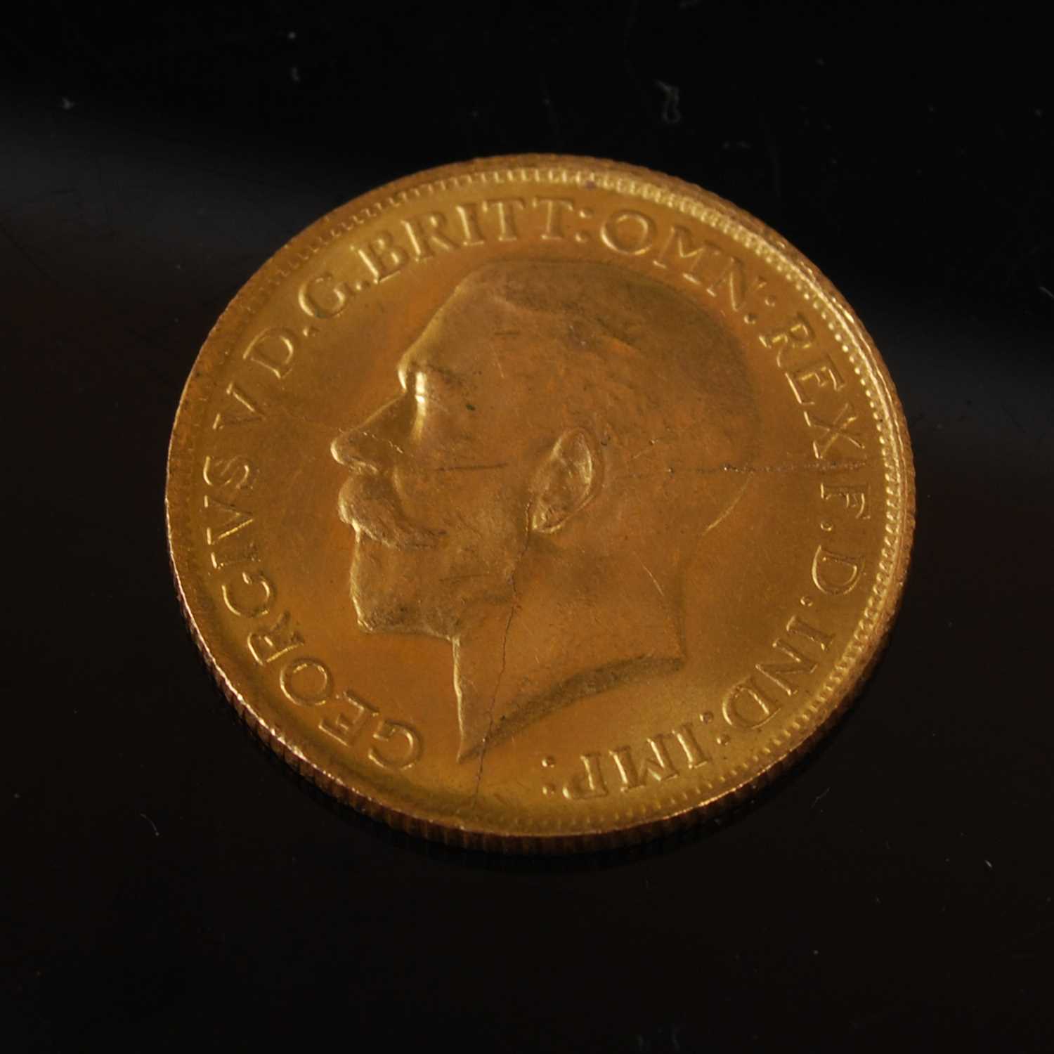 A George V gold sovereign dated 1925. - Image 2 of 2