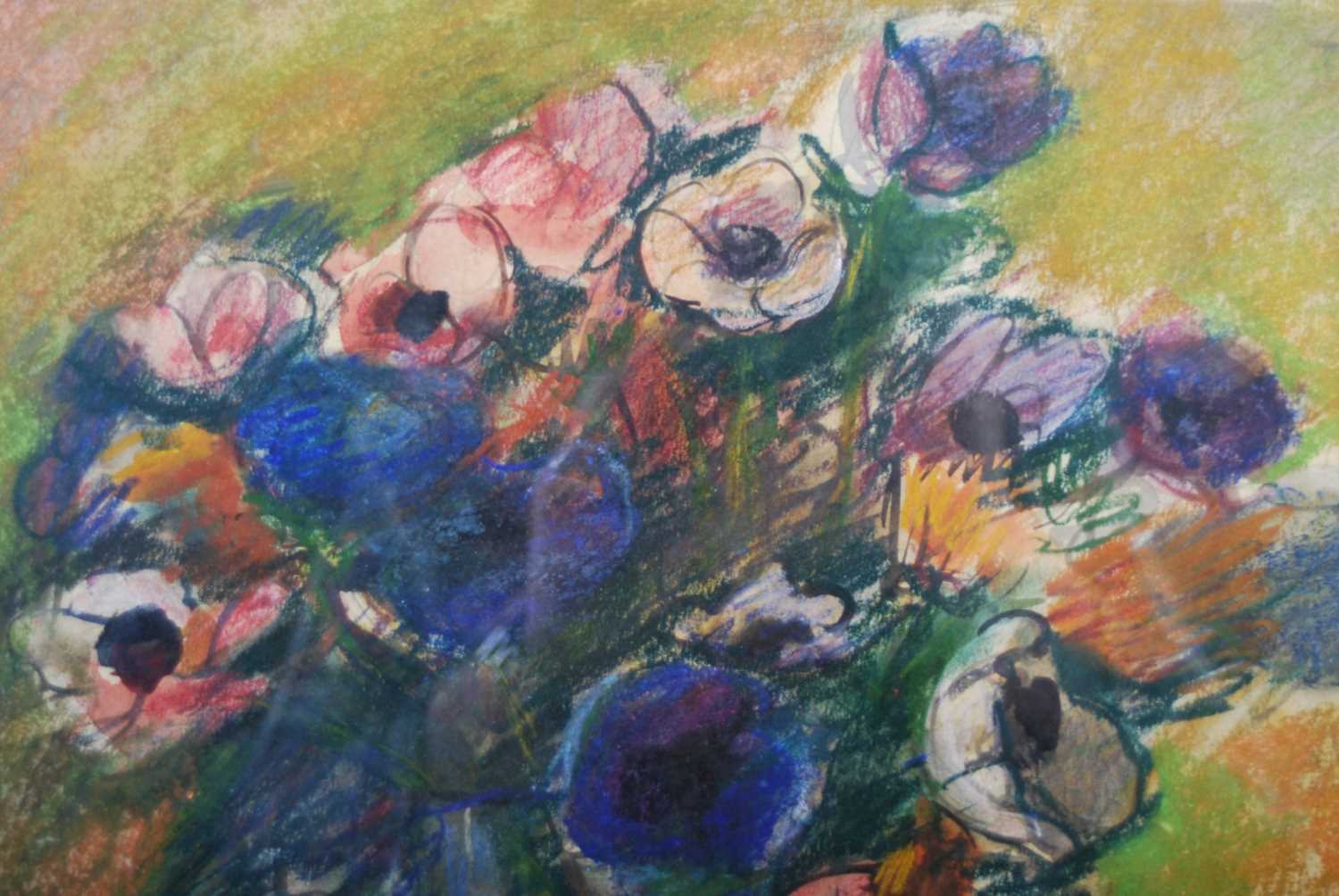 ARR Aleksander Zyw (1905-1995) Still life, mixed flowers in a glass vase pastel and charcoal, signed - Bild 4 aus 5