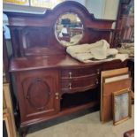 An Edwardian mahogany mirror-back sideboard, 182.5cm wide x 177cm high.