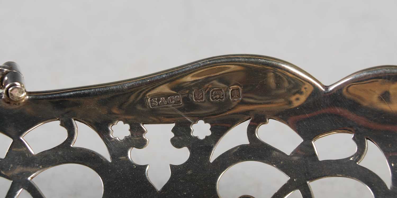 A George V silver basket, Birmingham, 1910, makers mark of S & C for Cydney & Co., oval shaped - Image 2 of 2