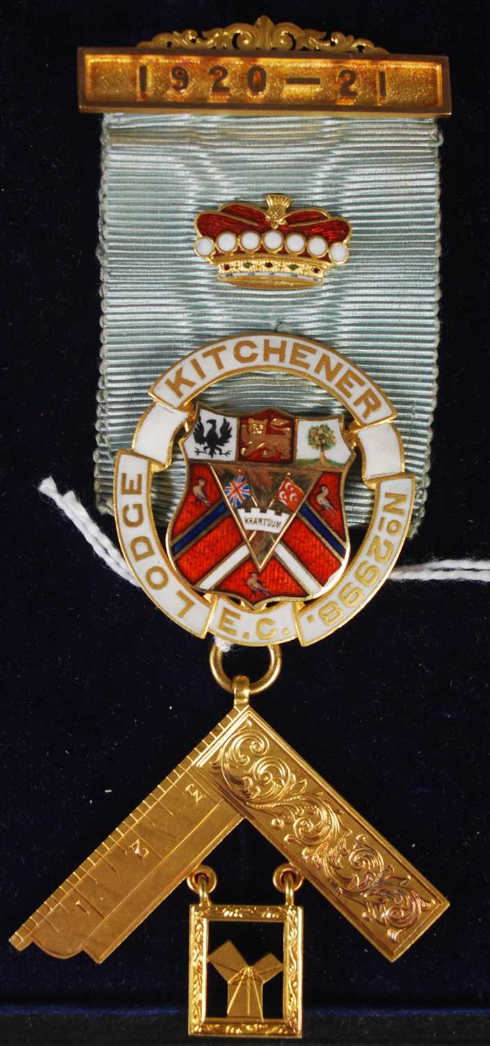 Masonic interest - a 15CT gold and enamel Masonic jewel for Kitchener Lodge No2998, 1920-21, the set - Image 2 of 2