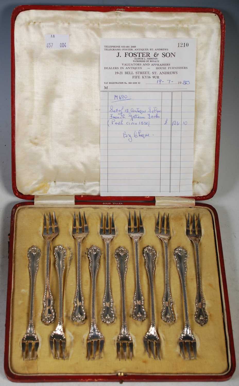 A cased set of twelve Continental silver gateau forks