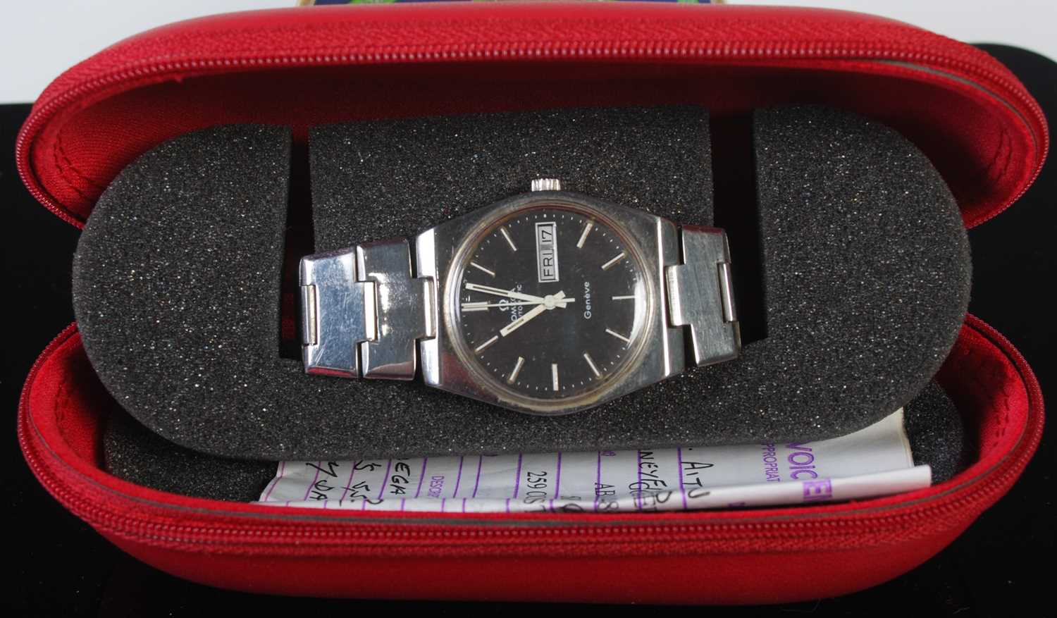 A vintage Gentleman’s Omega automatic day date stainless steel bracelet watch, the dial with baton - Image 4 of 4