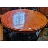 A Victorian mahogany snap-top pedestal supper table, 120cm diameter x 70cm high.