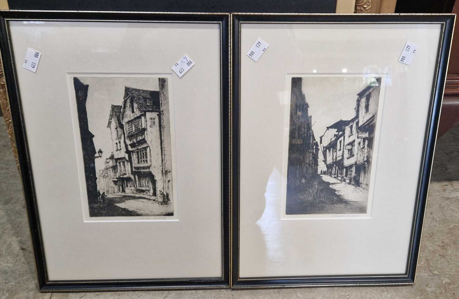 Nine assorted decorative pictures and prints to include a pair of etchings after William Douglas