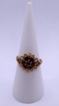 9ct gold stone set ring - Size: K