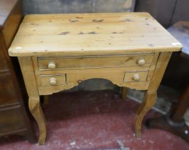 Pine lowboy - Approx size: W: 79cm D: 46cm H: 77cm