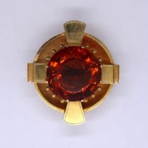 Fine 19.5ct gold brooch set with citrine - Approx gross weight 16.8g