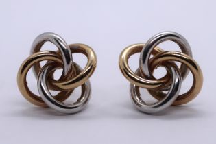 Pair of 9ct gold earrings - Approx weight 2.8g