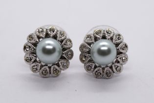 Jersey pearl set earrings