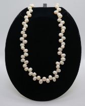 Silver and pearl necklace