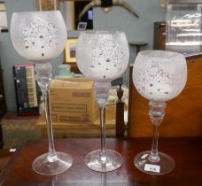 3 large graduated glasses - Approx height of tallest 40cm