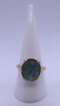 18ct gold aquamarine stone set ring - Size P