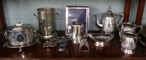 Collection of silverplate items