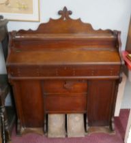 Washington pump organ by Joseph Riley