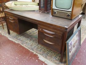 Jens Risom mid century floating desk, labelled - Approx size W: 170cm D: 76cm H: 73cm