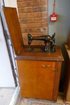 Singer sewing machine table & sewing machine