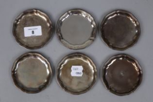 Set of 6 hallmarked silver pin dishes - Approx weight 199g